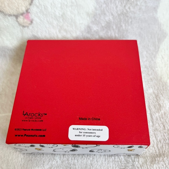 NEW Peanuts Snoopy “Friends Forever” Fine Silver Plated Adjustable Bracelet - Picture 5 of 5